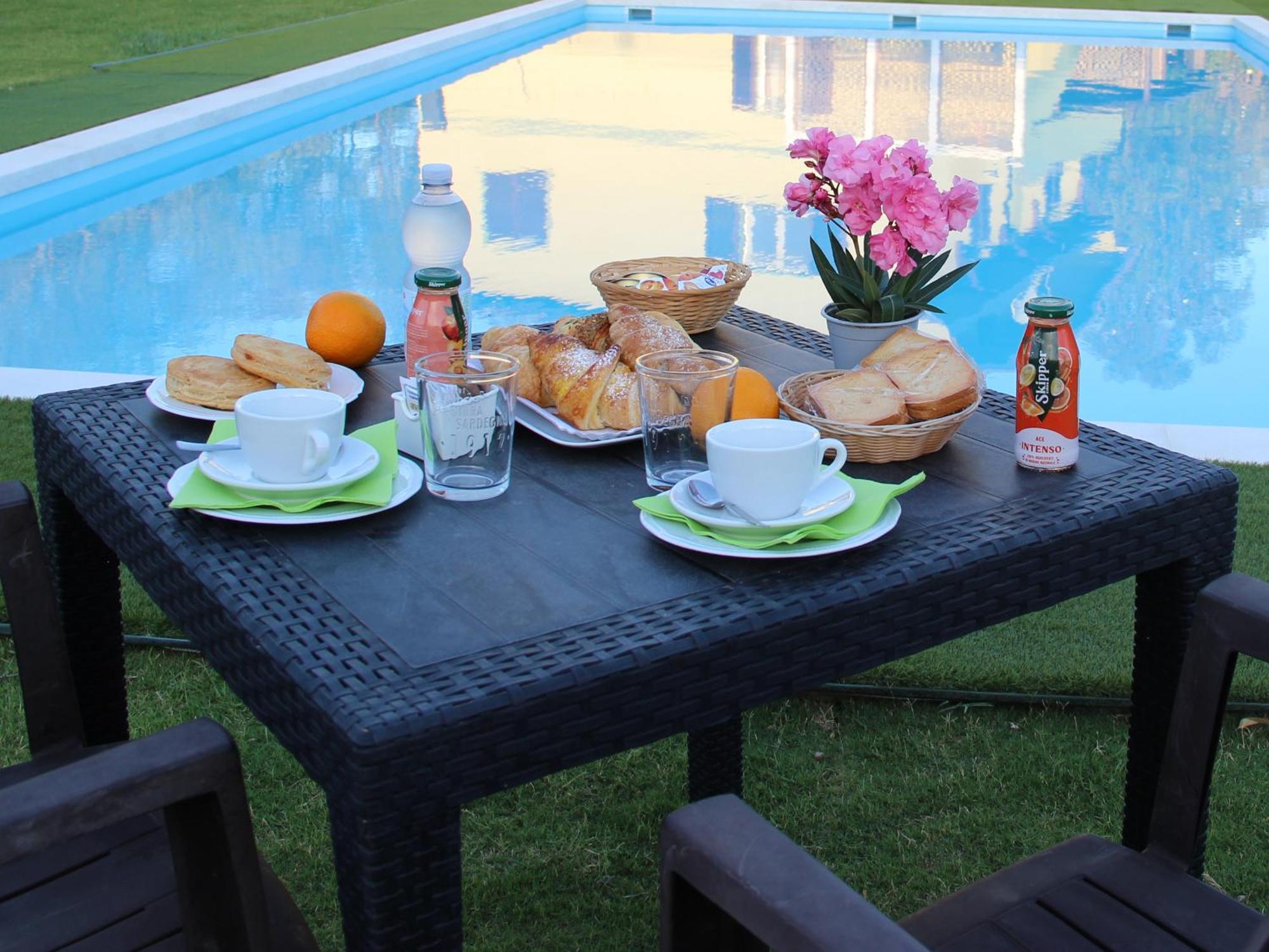 Country & Beach B&B Capoterra Buitenkant foto